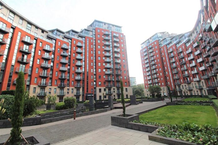 1 Bedroom Apartment To Rent In Faroe, Gotts Road, LS12