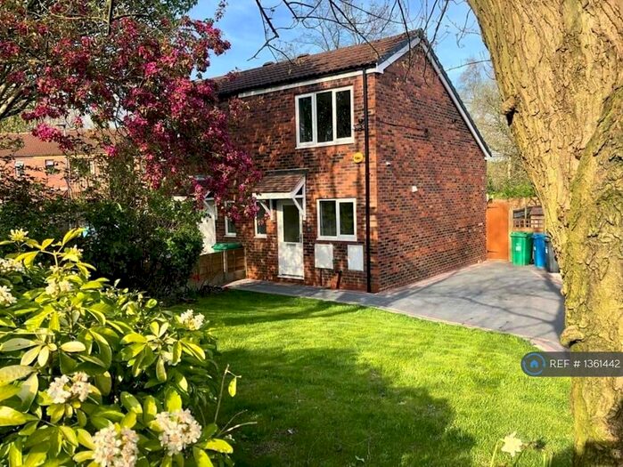 1 Bedroom Semi-Detached House To Rent In Chime Bank, Manchester, M8