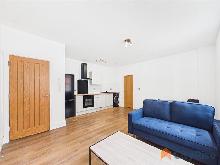 1 Bedroom Apartment To Rent In Brunswick Street, Morley, LS27