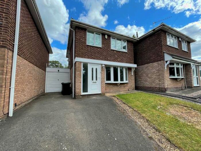 Houses for sale & to rent in DY5 4TW, Tarry Hollow Road, Brockmoor And