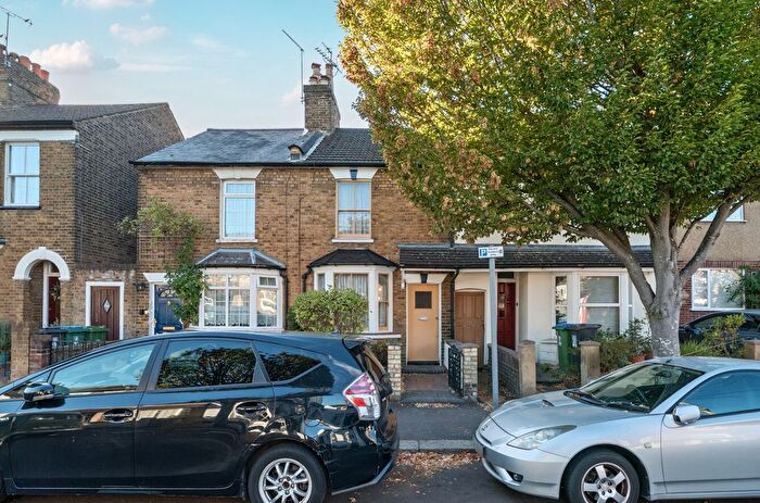 3 Bedroom Terraced House For Sale In Nascot Street, Nascot Wood, Watford, WD17