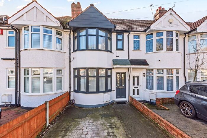 2 Bedroom Terraced House For Sale In Lyndon Avenue, Sidcup, DA15