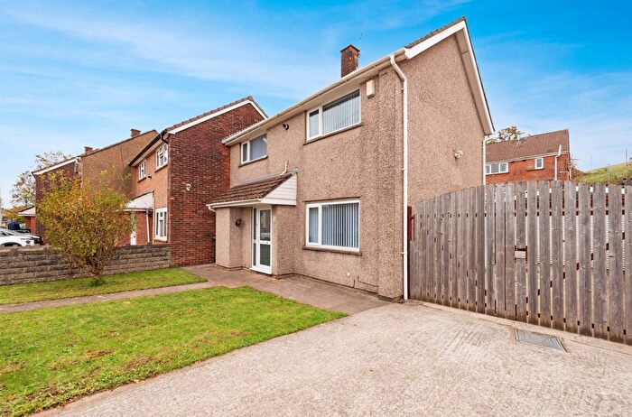 3 Bedroom Semi-detached House For Sale In Llanrumney, Cardiff, South Glamorgan, CF3