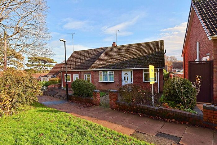 2 Bedroom Bungalow For Sale In Beche Way, Coventry, CV5