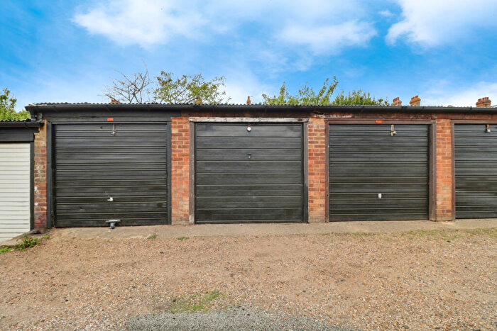 Garage / Parking To Rent In Ilfracombe Avenue, Southend-on-sea, SS1