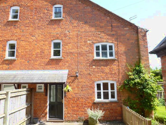2 Bedroom Semi Detached House To Rent In Wothorpe, Nr Stamford, PE9