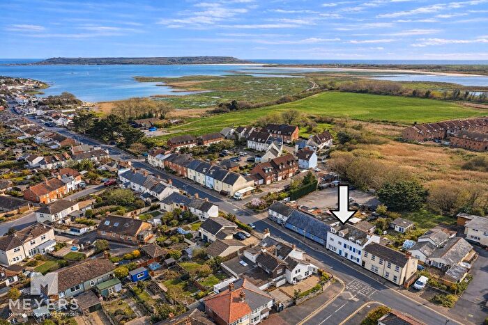 4 Bedroom Town House For Sale In Stanpit, Christchurch, BH23