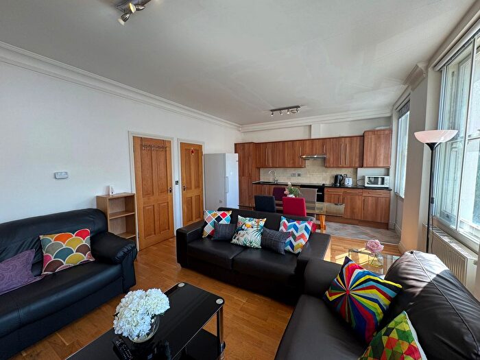 2 Bedroom Flat To Rent In Cromwell Road, London, SW7