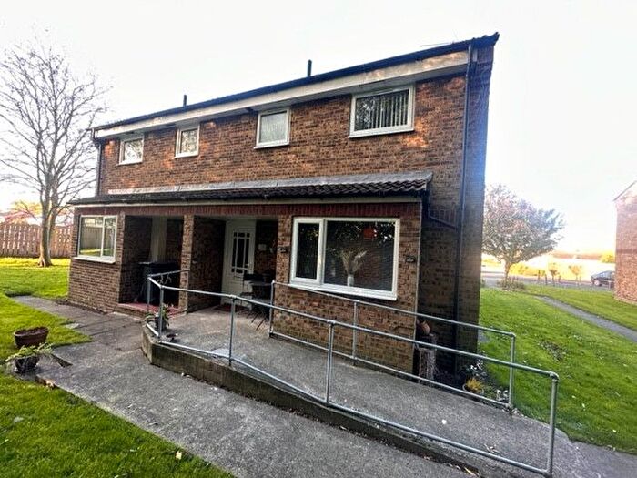 1 Bedroom Flat To Rent In Dunkeld Drive, Hull, Yorkshire, HU6