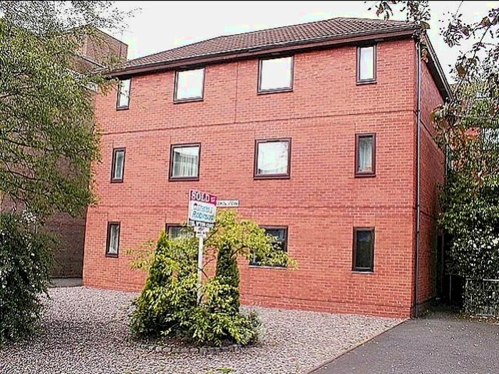 1 Bedroom Flat To Rent In Wrekin View, City Centre, Wolverhampton, WV1