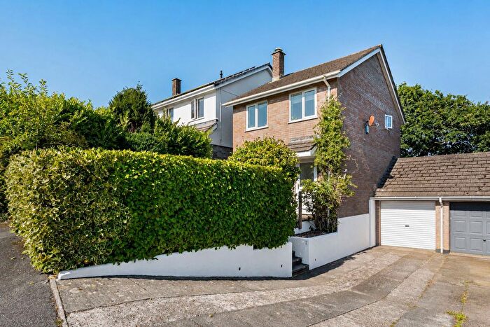 3 Bedroom Detached House For Sale In Greenbank Close, Grampound Road, TR2