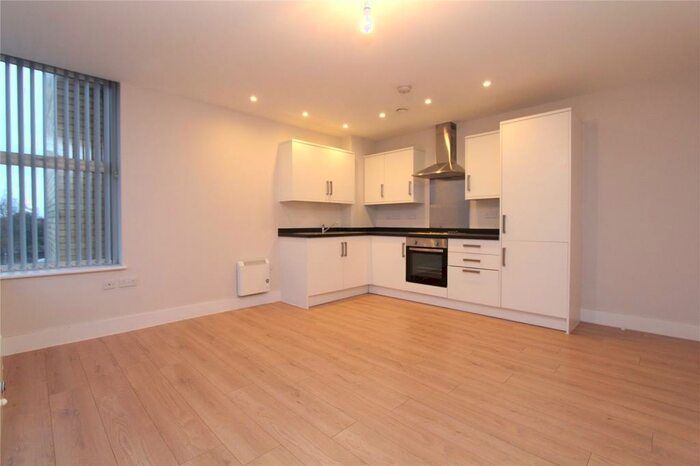 1 Bedroom Apartment To Rent In Brent House, Kenton Road, Harrow, HA3