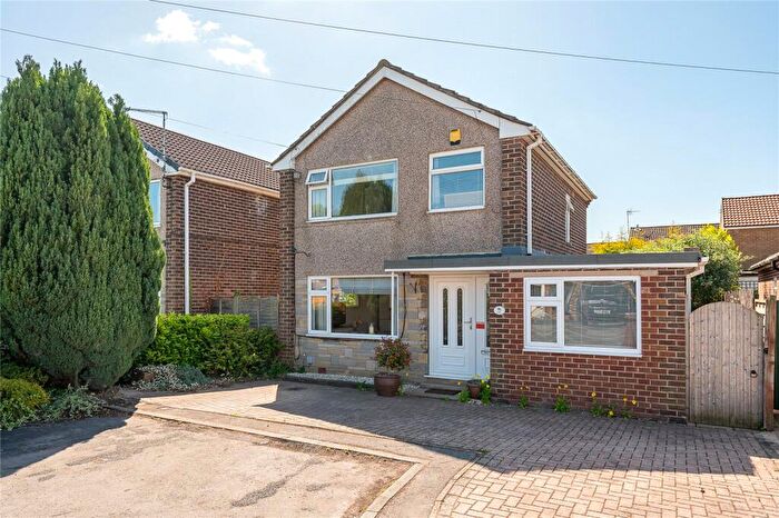 3 Bedroom Detached House For Sale In Esk Gardens, Wetherby, LS22