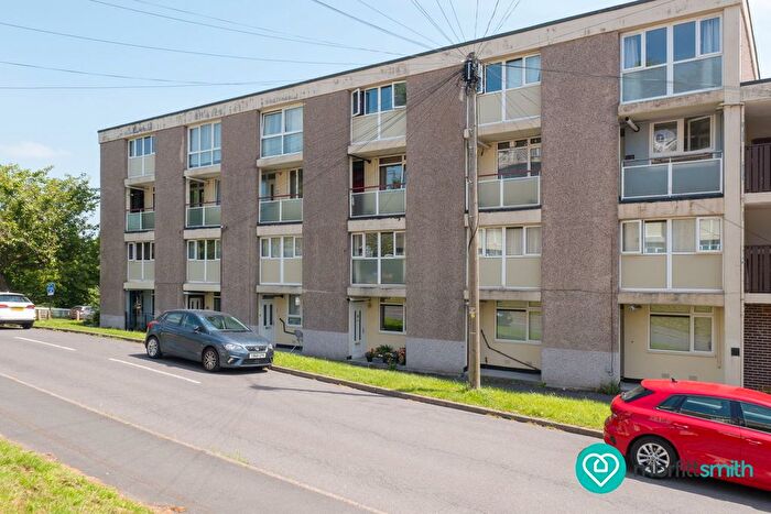2 Bedroom Maisonette For Sale In Fairbarn Drive, Stannington, Sheffield, S6