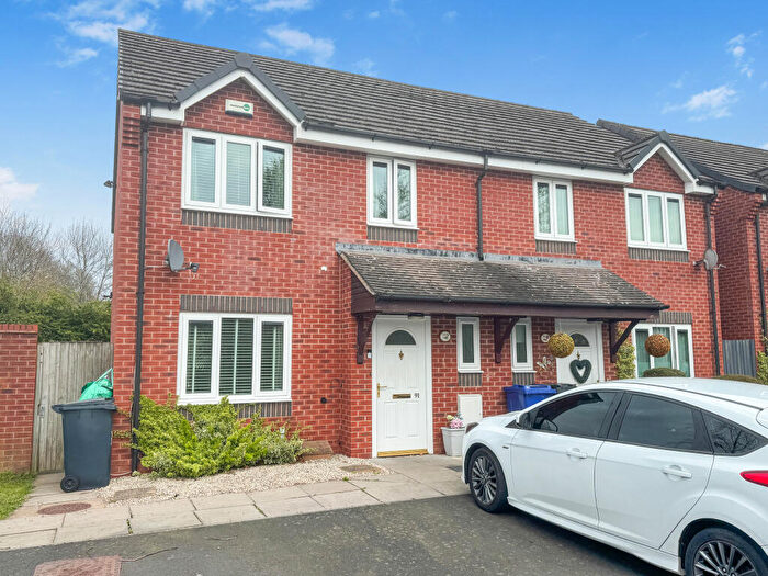 3 Bedroom Semi Detached House To Rent In Swan Lane, Stourbridge, West Midlands, DY8