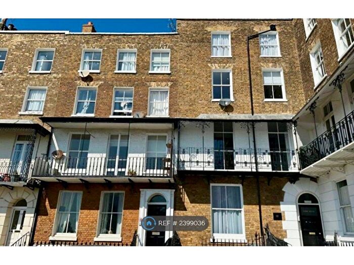 2 Bedroom Flat To Rent In Albion Place, Ramsgate, CT11