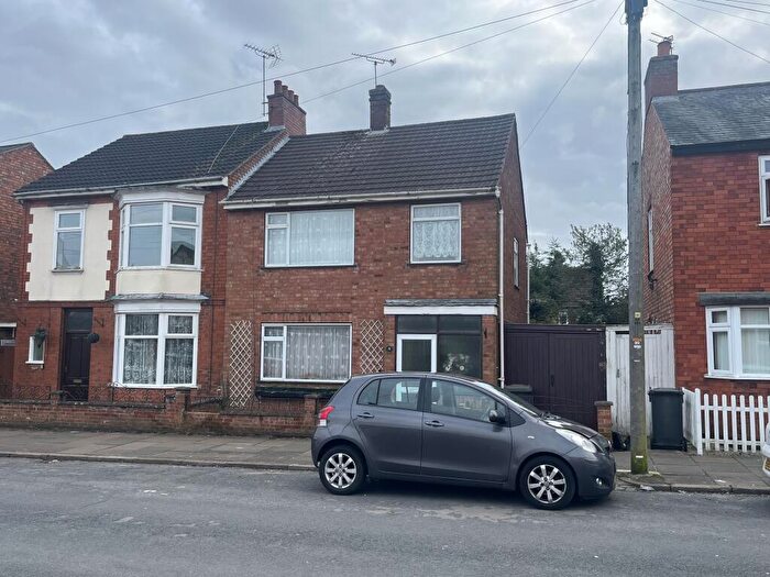 3 Bedroom Semi Detached House For Sale In Hobson Road, Leicester, Leicestershire, LE4