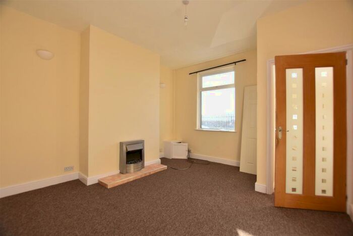 2 Bedroom House To Rent In Newby Terrace, Barrow-In-Furness, LA14