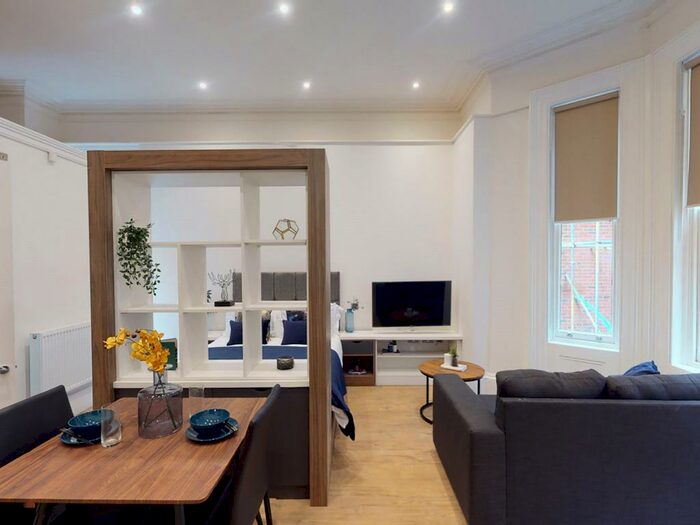 Studio To Rent In Hyde Terrace, Leeds, West Yorkshire, LS2