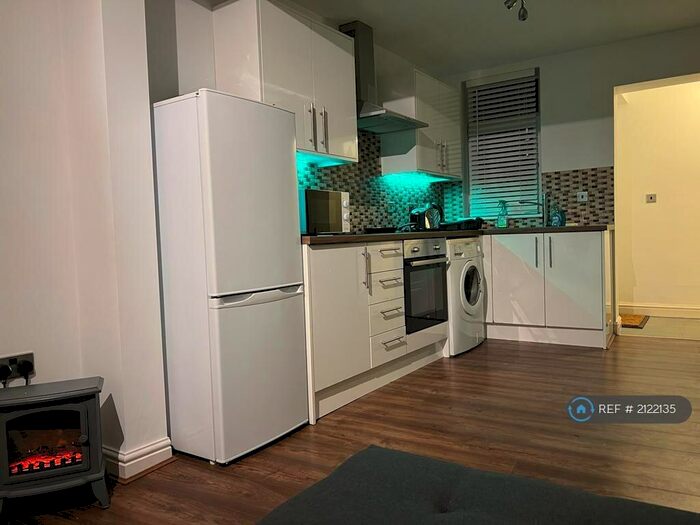 2 Bedroom Terraced House To Rent In Coniston Terrace, Sheffield, S8