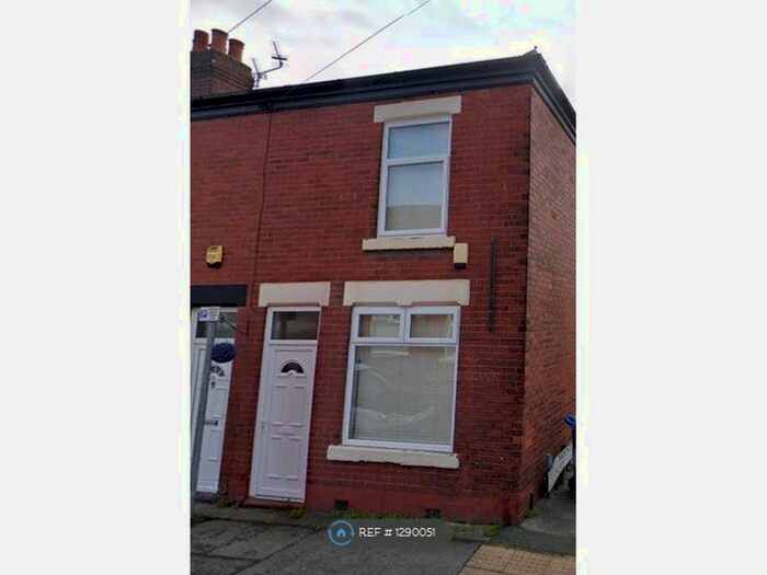 2 Bedroom End Of Terrace House To Rent In Upper Brook Street, Stockport SK1