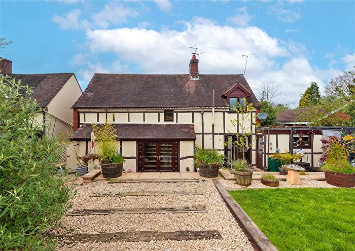 4 Bedroom Detached House For Sale In Menith Wood, Worcester, WR6