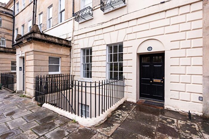 2 Bedroom Flat For Sale In Marlborough Buildings, Bath, BA1