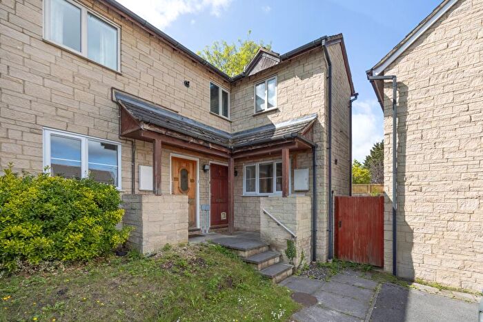 1 Bedroom Ground Maisonette For Sale In Dovecote Close, Trowbridge, BA14
