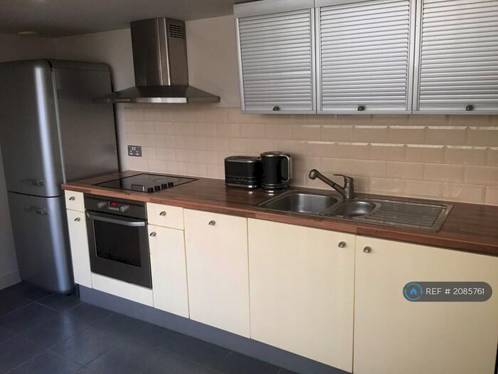 1 Bedroom Flat To Rent In The Albany, Liverpool, L3