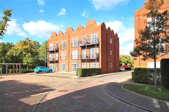2 Bedroom Apartment To Rent In Old Woking, GU22