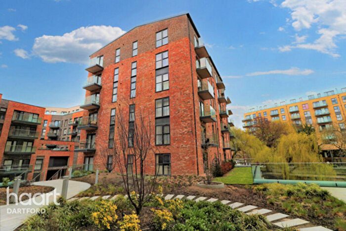 3 Bedroom Apartment To Rent In William Mundy Way, Dartford, DA1