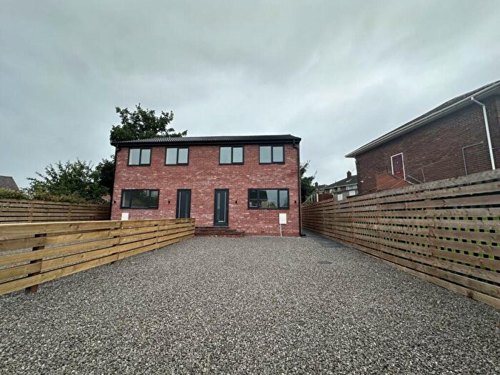 4 Bedroom Semi-Detached House To Rent In Cedar Avenue, Mexborough, S64