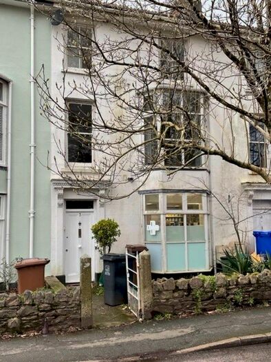 2 Bedroom Maisonette To Rent In Erme Terrace, Ivybridge, PL21