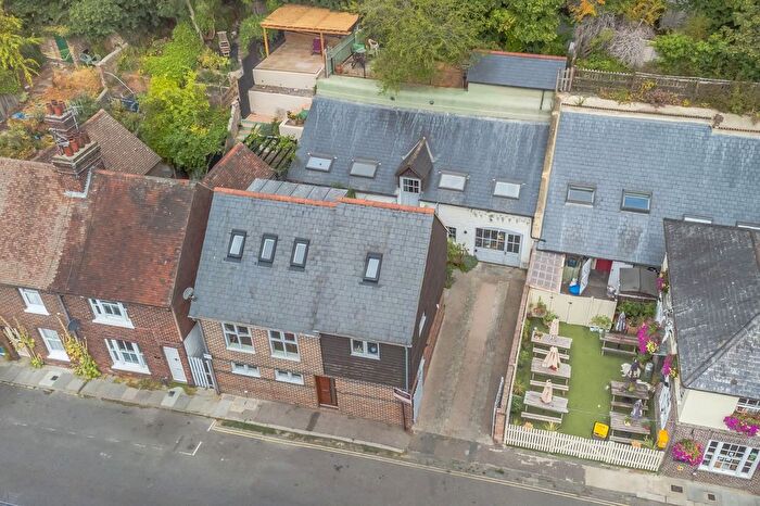 4 Bedroom Detached House For Sale In South Street, Lewes, BN7