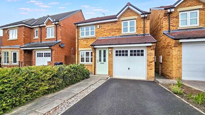 3 Bedroom Detached House For Sale In Southside Gardens, South Hylton, Sunderland, Tyne And Wear, SR4