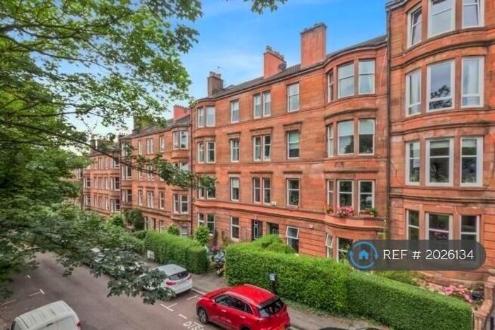 2 Bedroom Flat To Rent In Fergus Drive, Glasgow, G20