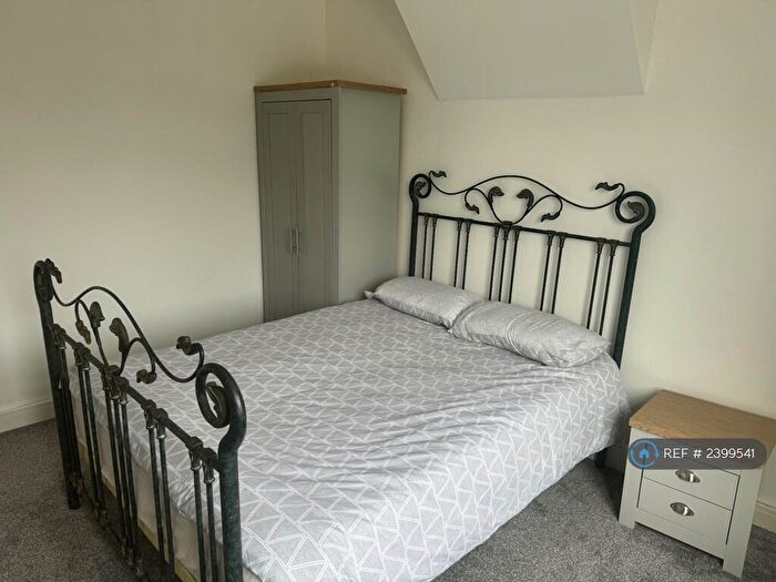 6 Bedroom Semi-Detached House To Rent In Toronto Road, Bristol, BS7