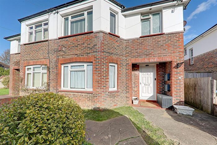 1 Bedroom Flat For Sale In Garrick Road, Broadwater, BN14