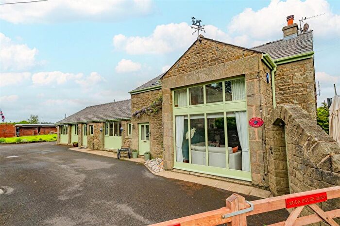 4 Bedroom Barn Conversion For Sale In Reservoir Road, Barnacre, Preston, Lancashire, PR3