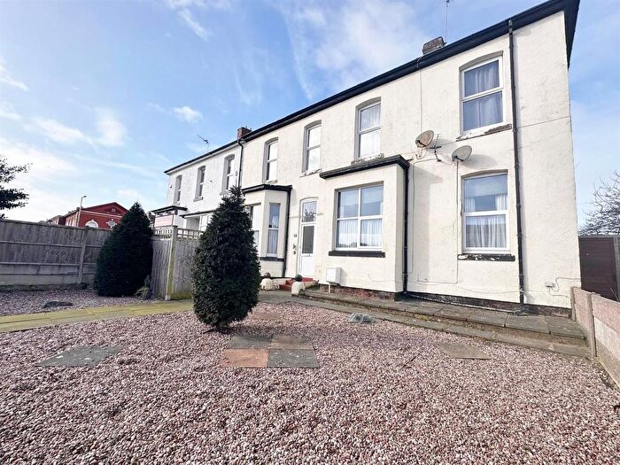 2 Bedroom Flat To Rent In Windsor Road, Southport, PR9