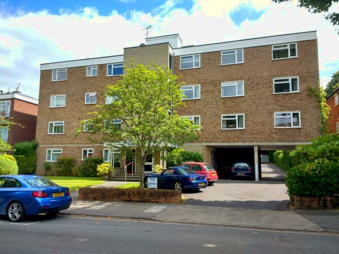 2 Bedroom Flat To Rent In Nell Court, Lovelace Road, Surbiton, Surrey, KT6