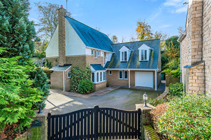 4 Bedroom Detached House For Sale In Stonedene Park, Wetherby, West Yorkshire, LS22