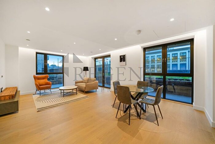 3 Bedroom Flat To Rent In Dispatch House, Paragon Square, WC1X