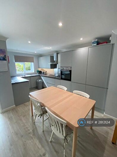 3 Bedroom Semi Detached House To Rent In Hunts Close, Guildford, GU2