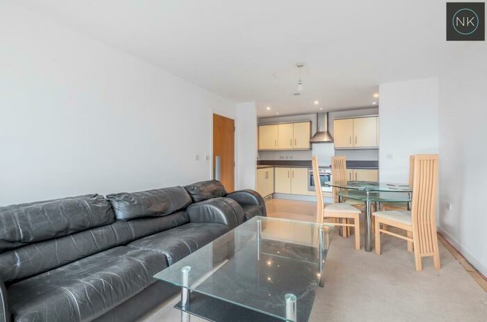2 Bedroom Apartment To Rent In Memorial Heights, Monarch Way, Newbury Park, Ilford, IG2