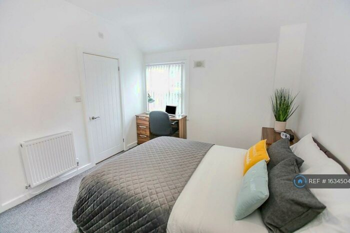 4 Bedroom Terraced House To Rent In Broomfield Road, Coventry, CV5