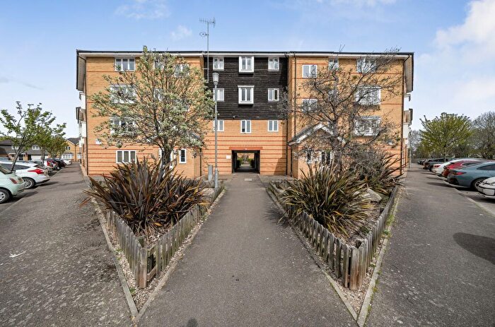 1 Bedroom Flat For Sale In Stanley Close, New Eltham, SE9