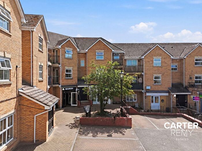 1 Bedroom Flat For Sale In Osier Drive, Basildon, Essex, SS15