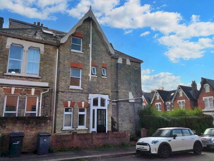2 Bedroom Flat To Rent In Buckleigh Road, Streatham, SW16