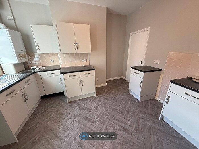 3 Bedroom Terraced House To Rent In Dockin Hill Road, Doncaster, DN1